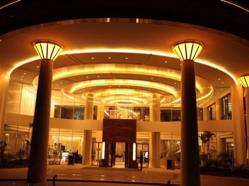 Golden Shining New Century Grand Hotel Beihai Exterior foto