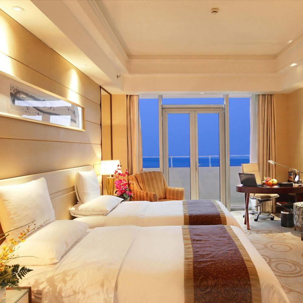 Golden Shining New Century Grand Hotel Beihai Exterior foto